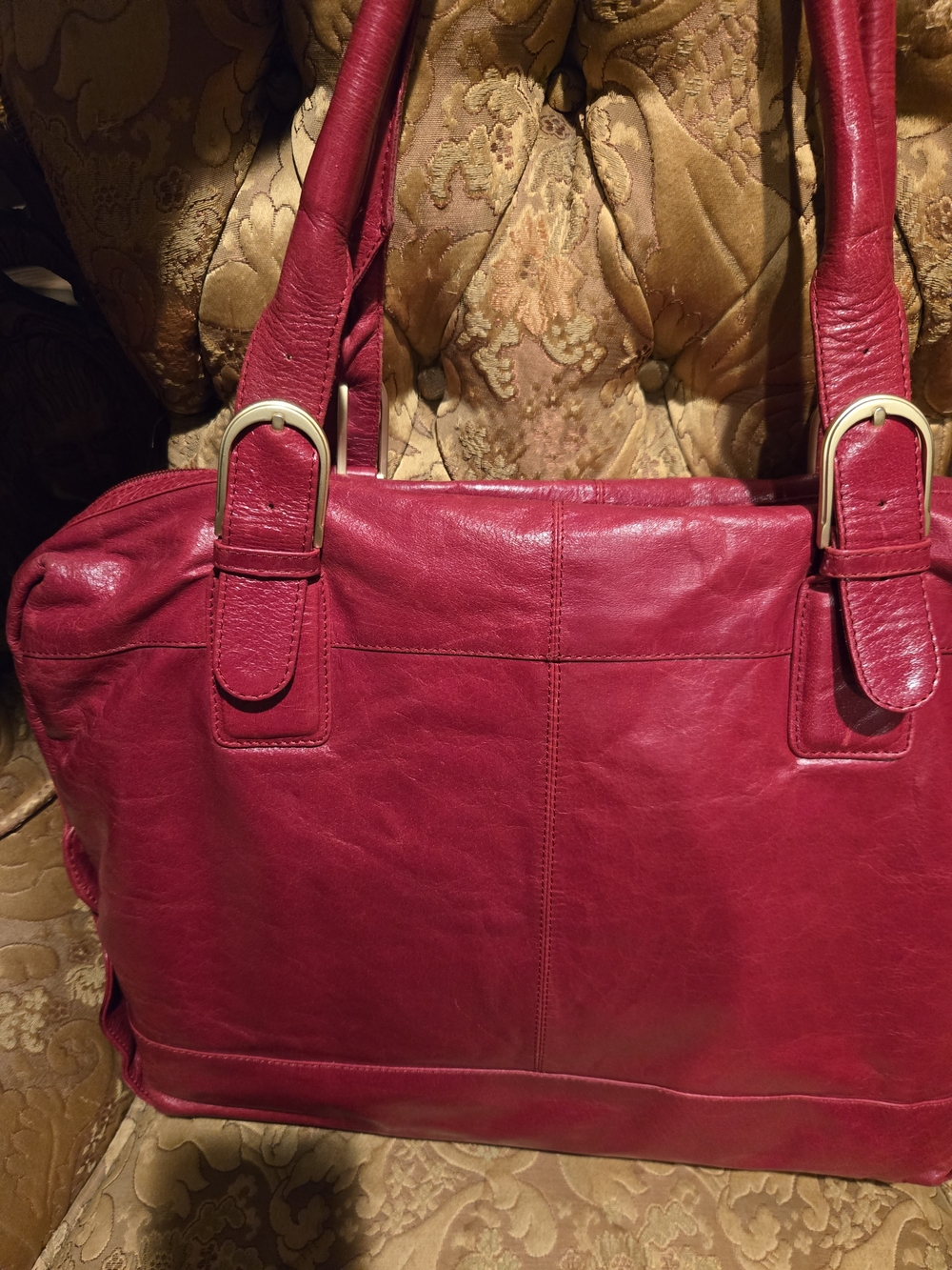 Latico Strawberry Red Leather Shoulder Computer Bag. EUC